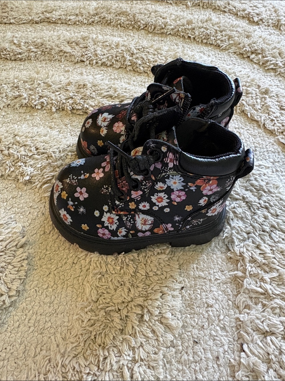 Kids Floral Lace-Up Ankle Boots - Black/Pink